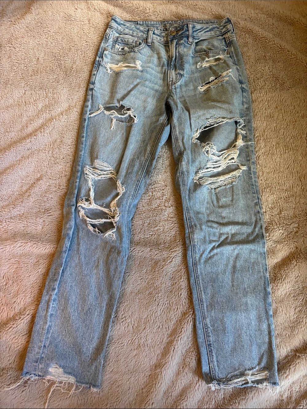 American Eagle Outfitters Light Blue Distressed Straight Leg Jeans